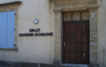 salle-edmond-lachaume-serignan-